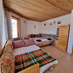 Cozy & Spacious Pamporovo Appartement Stoykite